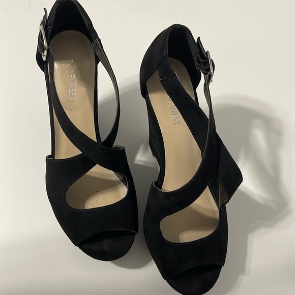 Nine West Sandals - Picture 1 of 6